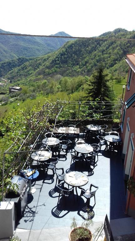 Albergo Caprile Uscio Екстериор снимка